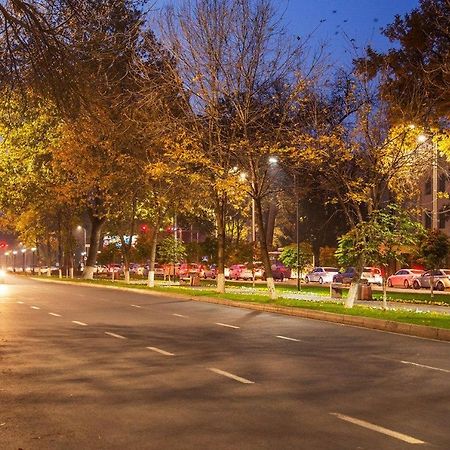 Metro Aybek Center Of Tashkent Comfort 1 Bedroom And Hall Экстерьер фото